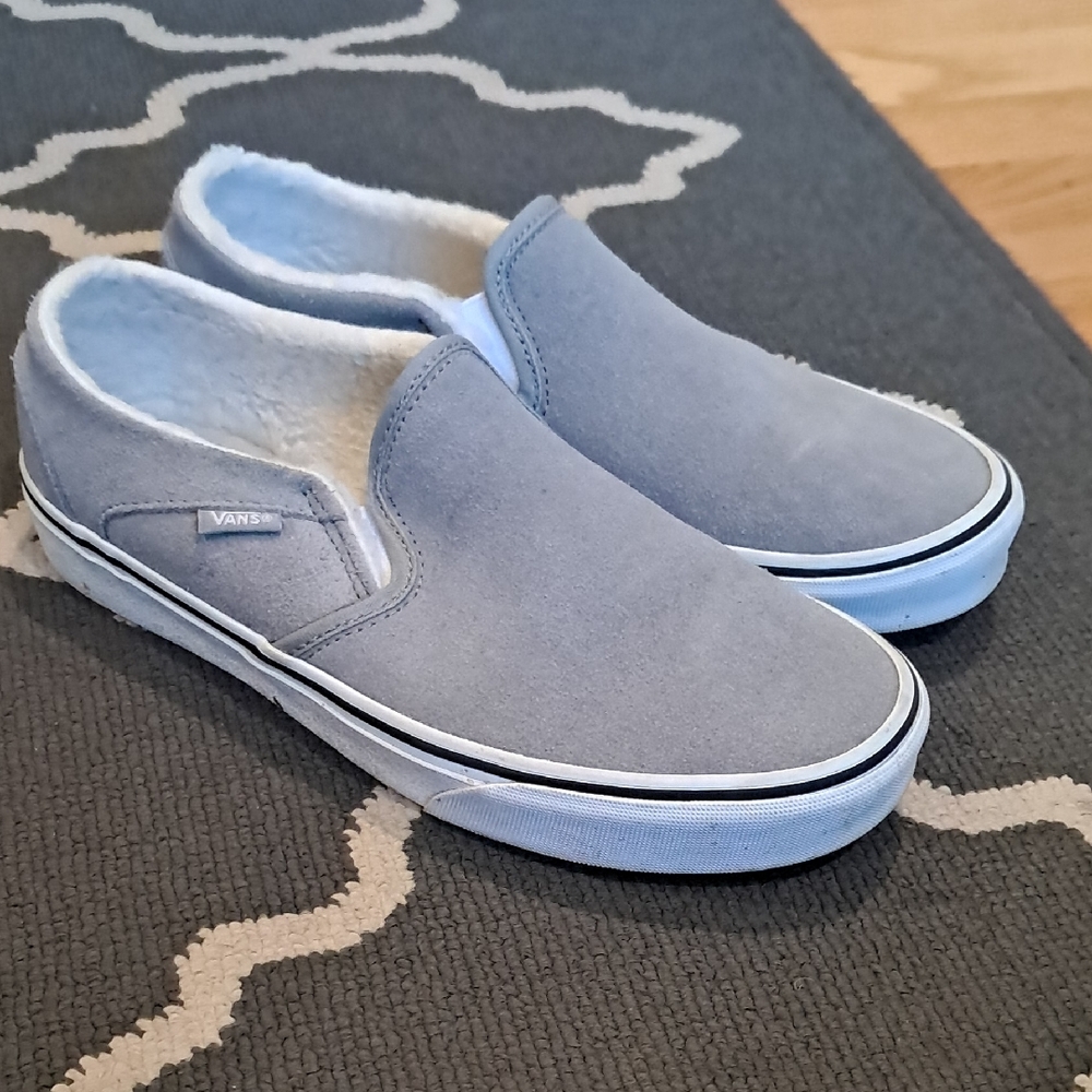 Vans Women's Light Gray Slip-On Loafers With Fleece Lining 8.5